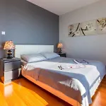 Apartament In 14224 *