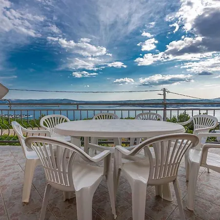 In 43070 Apartment Crikvenica