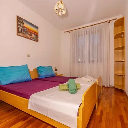 Apartment In 43070